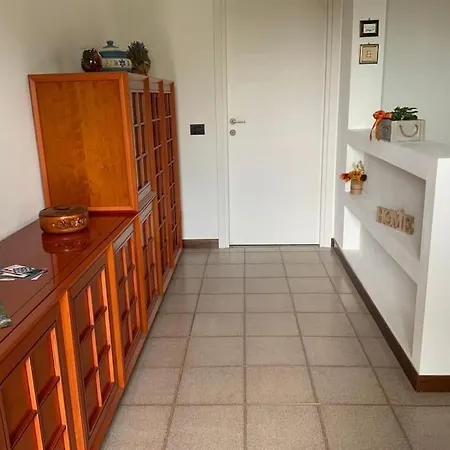 White House R&d Apartment *